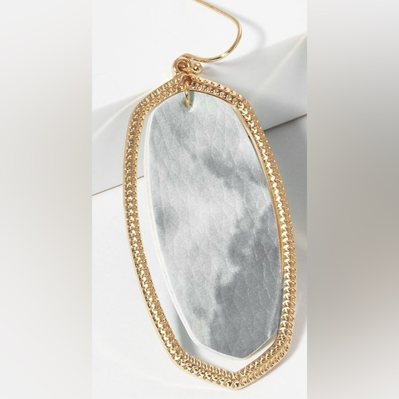 Elegant Gold and Silver Pierced Earrings (New) - Picture 2 of 2